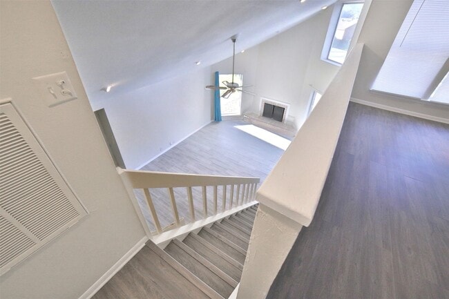 Building Photo - 10723 Shawnbrook Dr