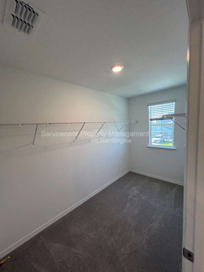 Building Photo - 13088 Empress Jewel