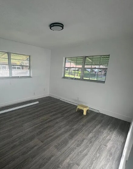 Building Photo - 718 Whippoorwill Ln