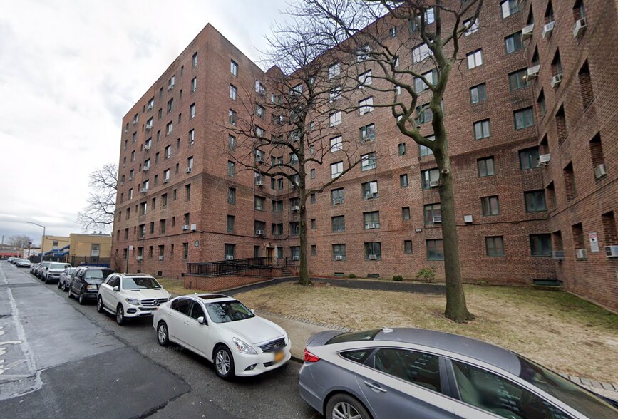 Building Photo - 1722 Purdy St