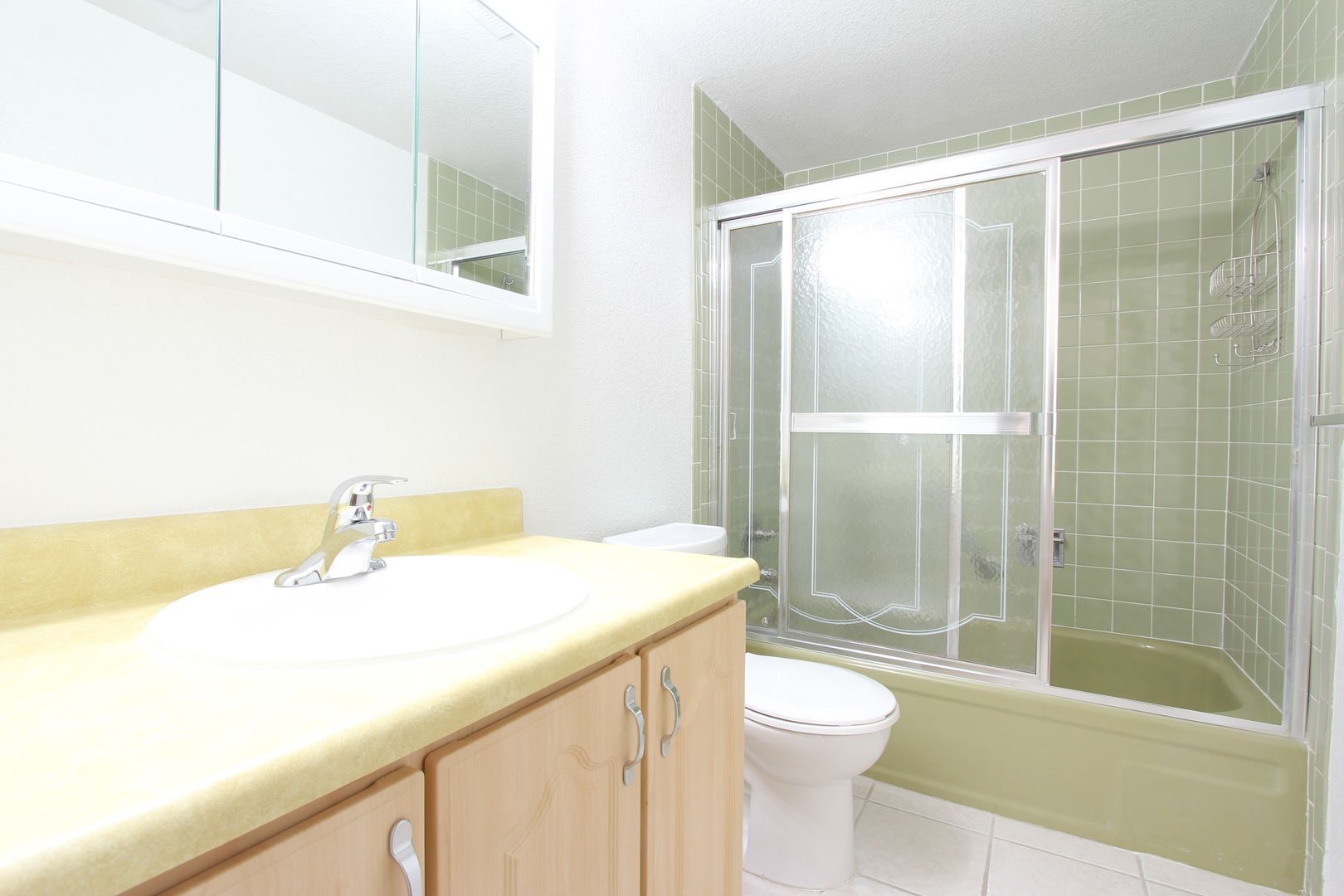 Building Photo - 600 Manhattan Dr