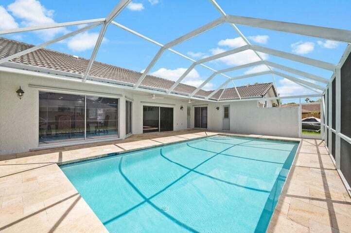 Building Photo - 20951 Chisolm Way