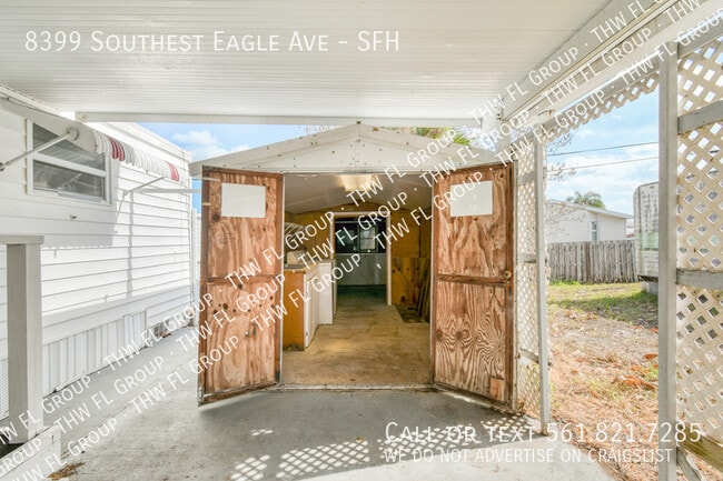 Building Photo - 8399 SE Eagle Ave