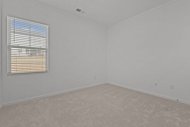 Building Photo - Beautiful 2-Story 4 Bedroom, 3 Bath Home in Angier — Just 30 Minutes from Downtown Raleigh