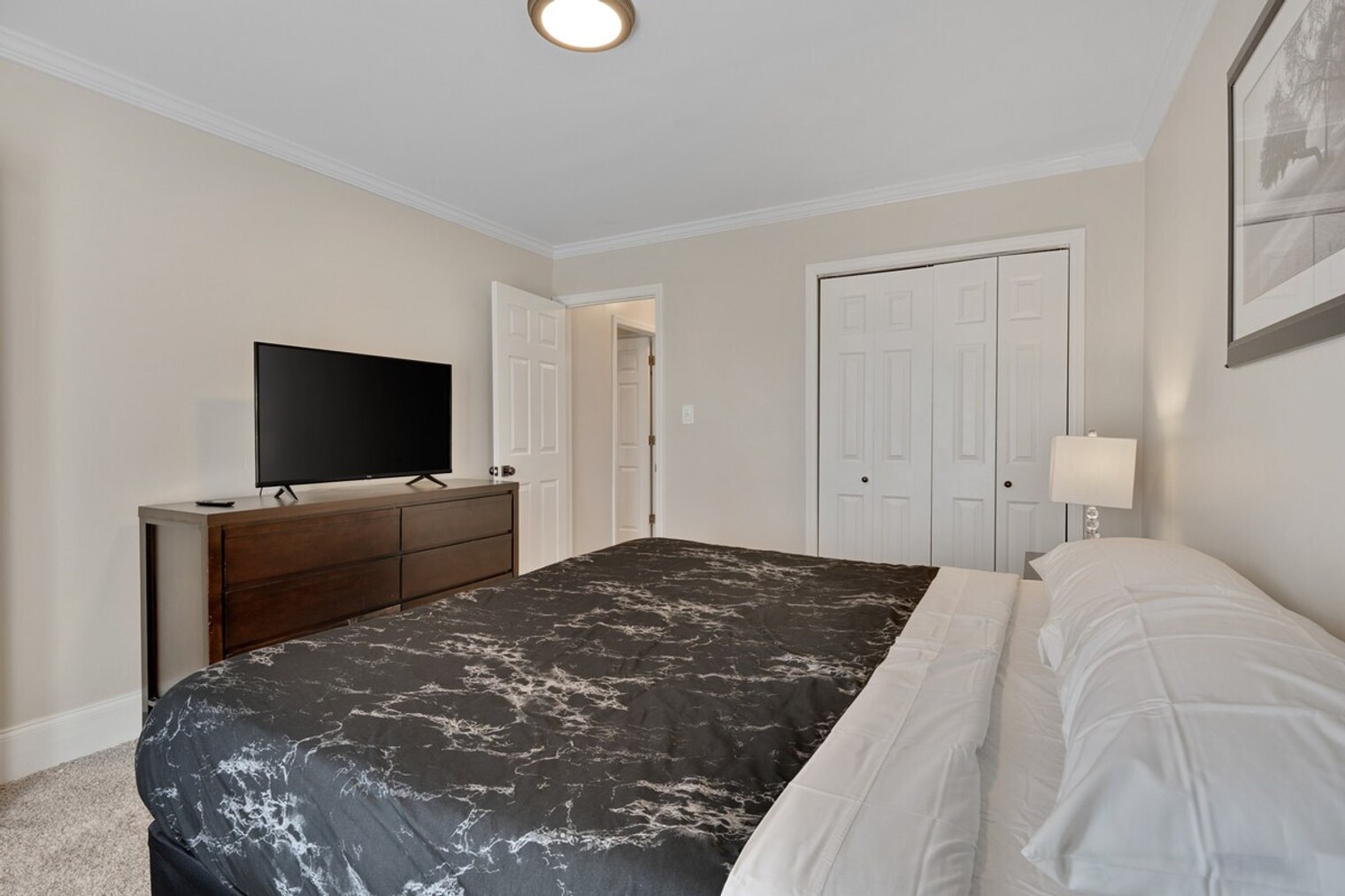 Building Photo - 2128 S Roxboro St