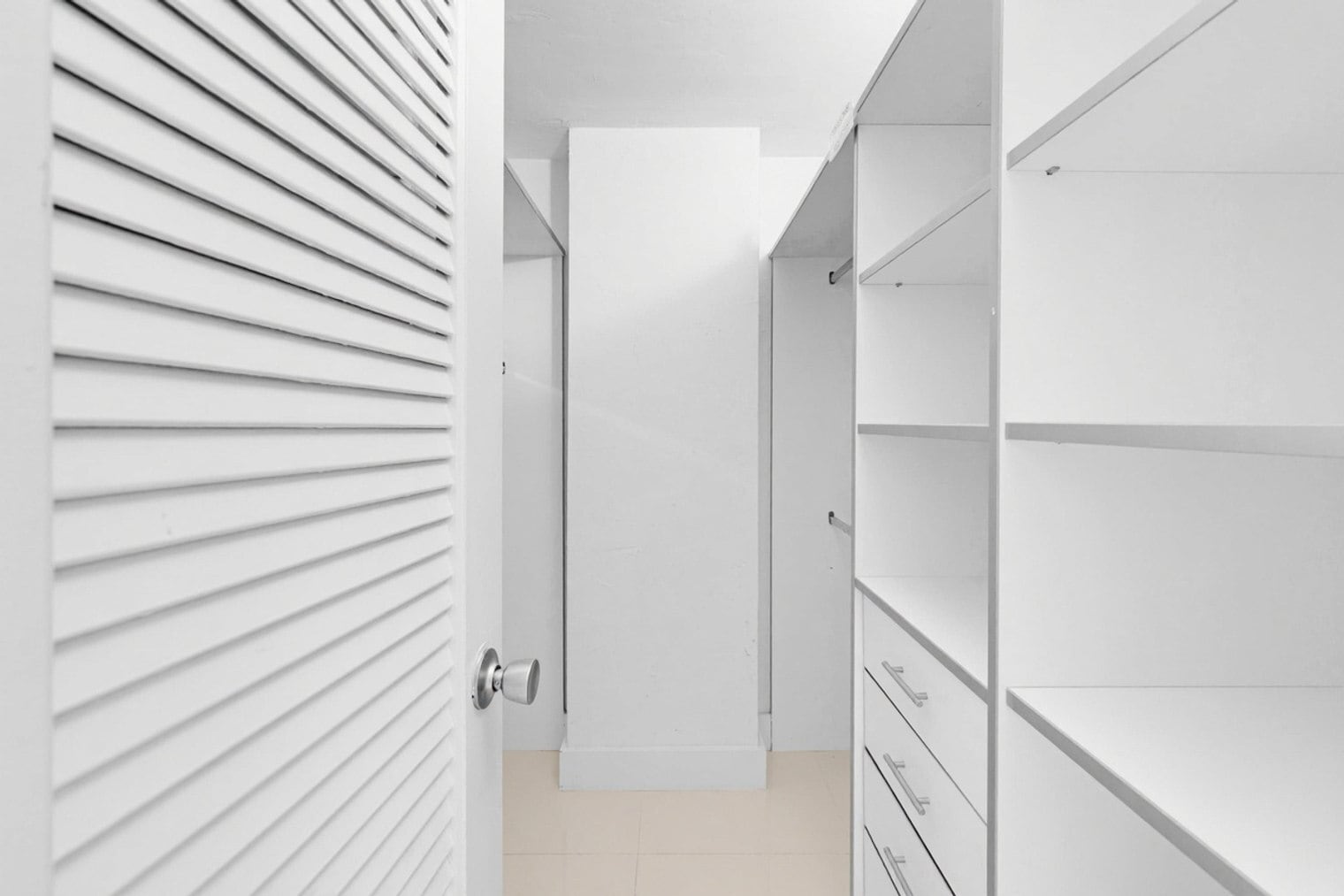 Building Photo - 19370 Collins Ave