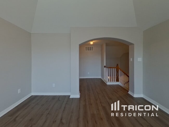 Building Photo - 7814 Longbow Ln