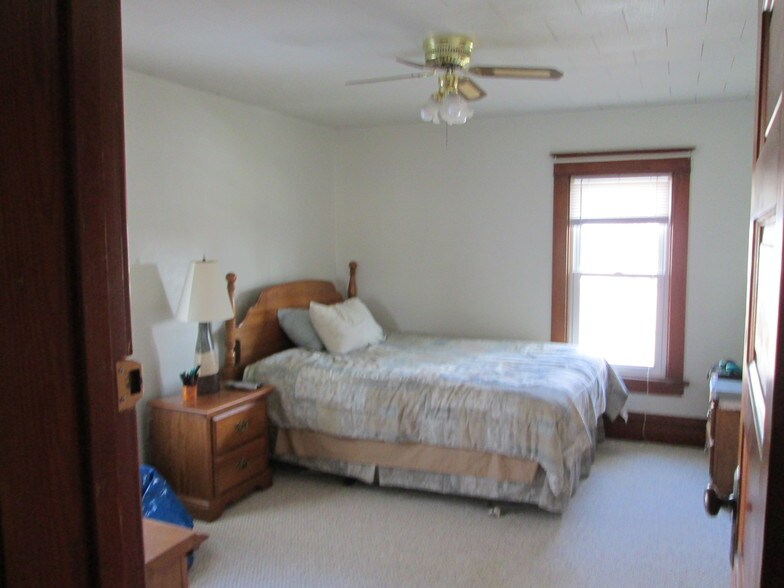 2nd Bedroom - 2181 E Branch Rd