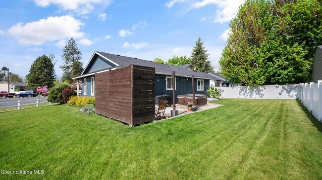 Building Photo - 1461 Elderberry Cir