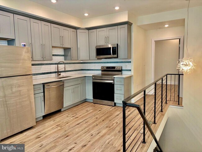 Building Photo - 509 Gorgas Ln