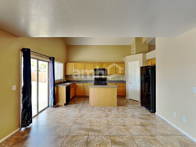 Building Photo - 10126 Olla Ave
