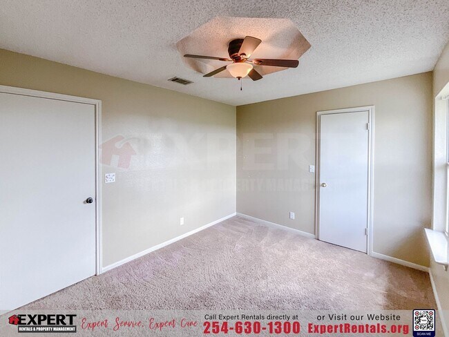 Building Photo - 3-Bedroom Home Near Lions Gate Park