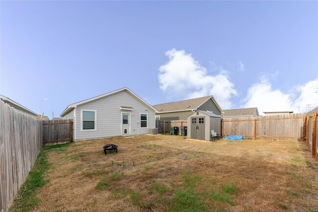Building Photo - 1129 Catfish Ln