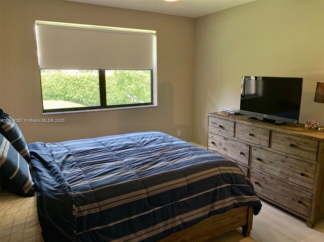 Building Photo - 15705 W Waterside Cir