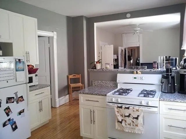 Building Photo - 2711 N Magnolia Ave