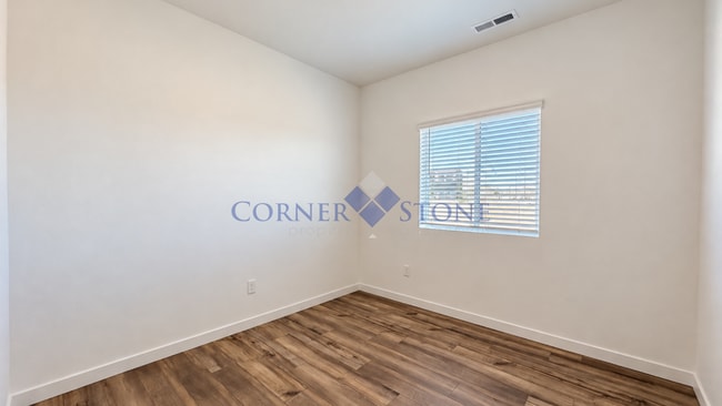 Building Photo - 15095 Aviaticus Wy