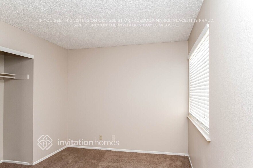 Building Photo - 7608 Velvet Canyon Ave