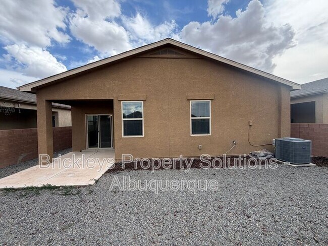 Building Photo - 7005 Silver Moon Rd