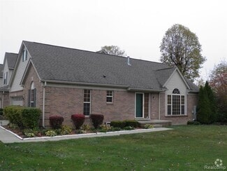Building Photo - 42660 Samantha Ave