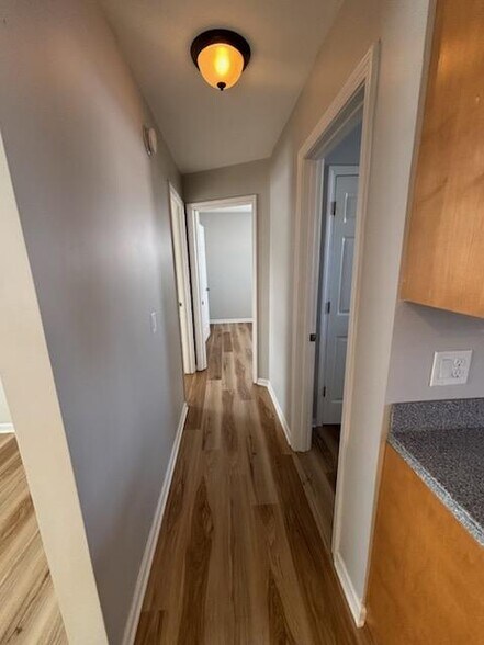 Building Photo - 3245 Pasadena Pl