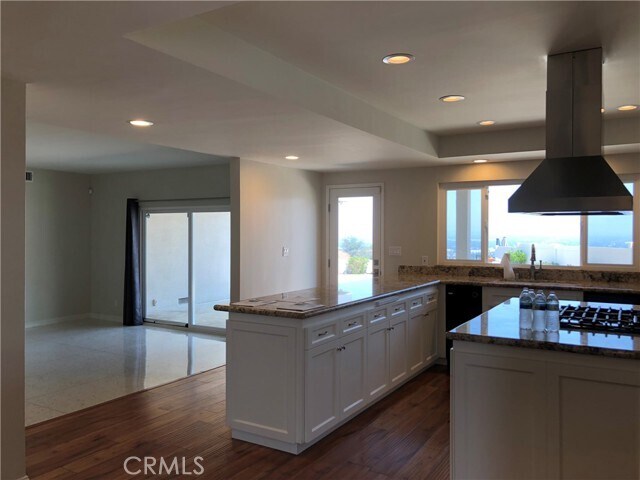 Building Photo - 14687 Deervale Pl