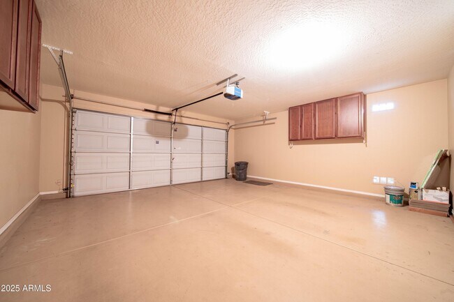 Building Photo - 16418 N 168th Ln
