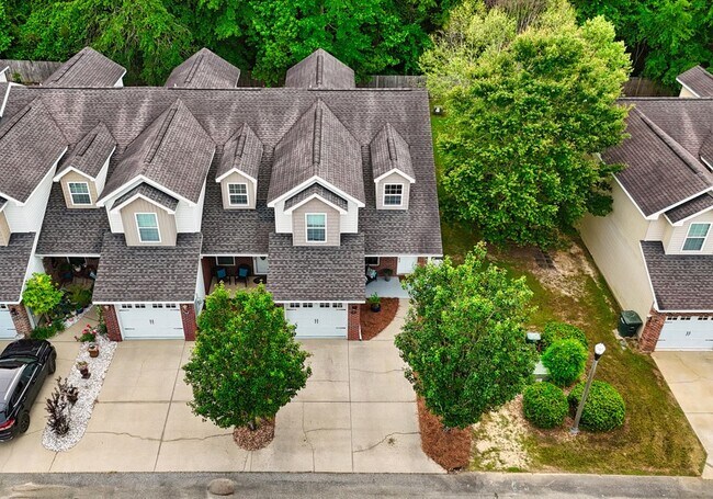 Building Photo - 164 Kenley Ln