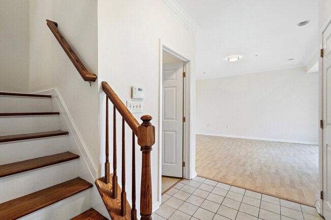 Building Photo - 500 Fulton Ct