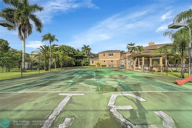 Building Photo - 4200 Coral Hills Dr