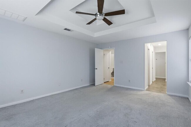 Building Photo - 4801 Rustown Dr