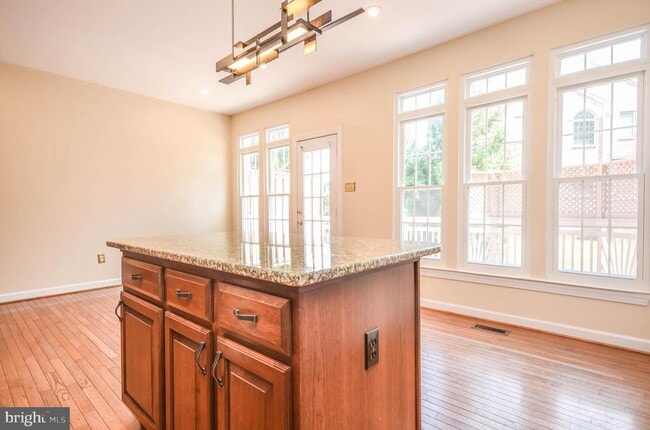 Building Photo - 13776 Lambertina Pl