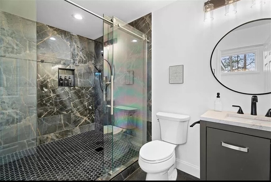 Building Photo - 22 Deer Path