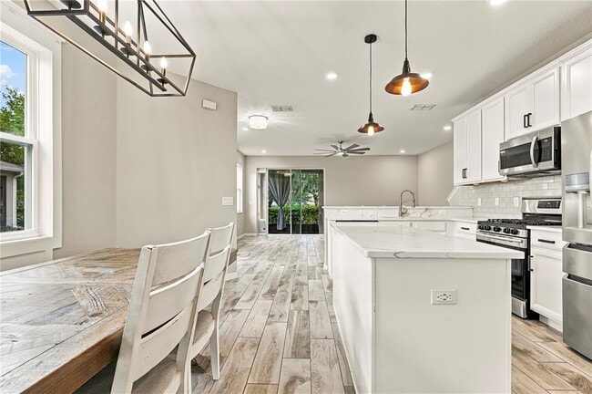 Building Photo - 14061 Kite Ln