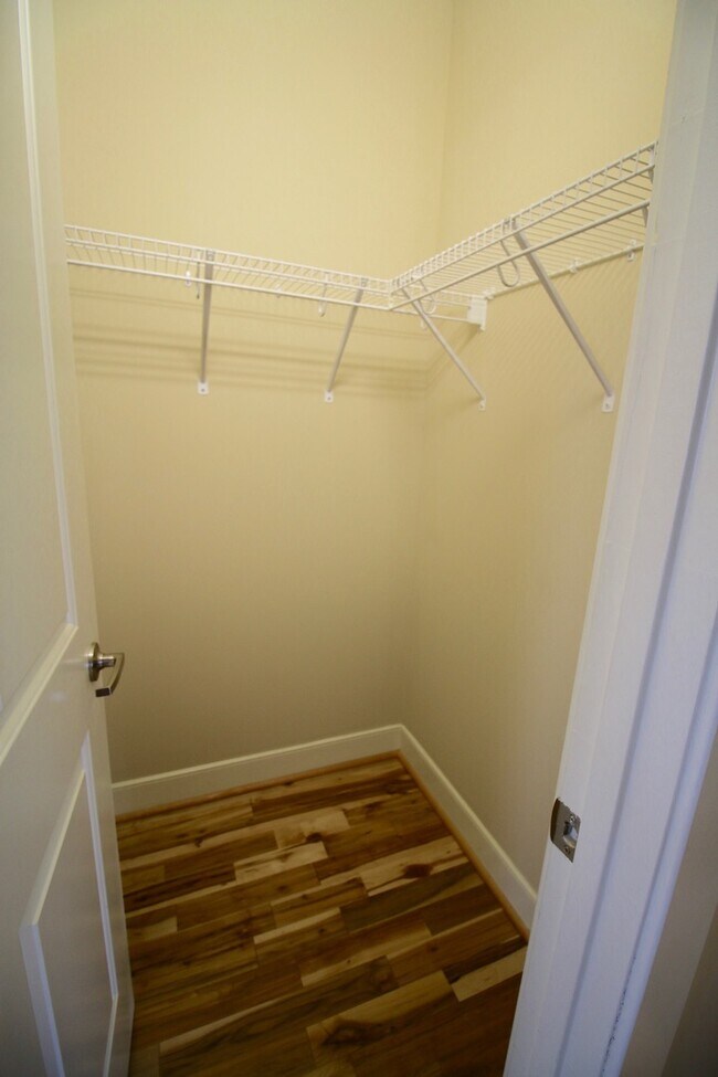 Building Photo - McDonald Realty, LLC