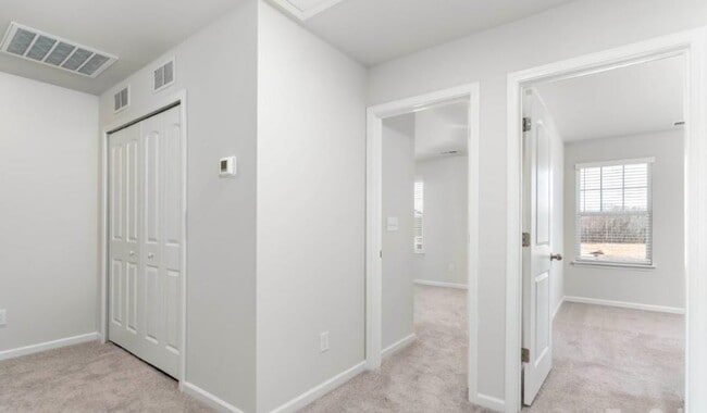 Building Photo - 5142 Tommy Ln