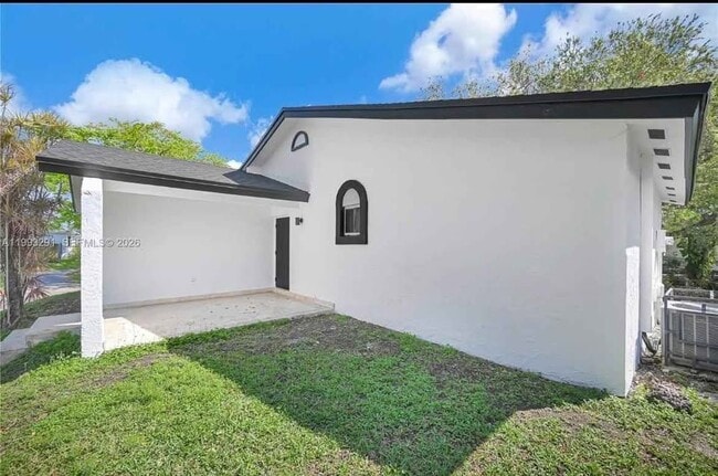 Building Photo - 13608 SW 286th Ter