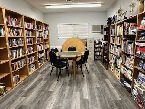 Building Photo - 6141 Balboa Ave