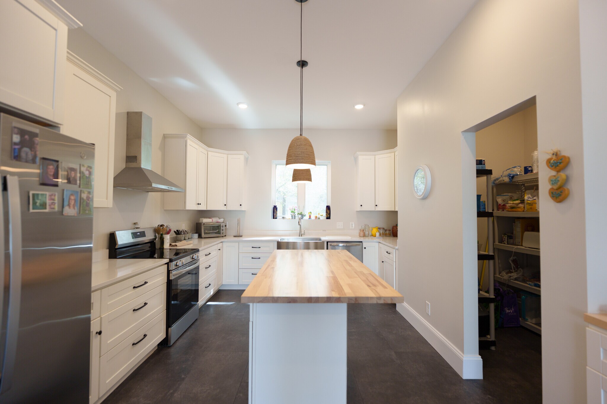 Building Photo - 60 Madison Dr