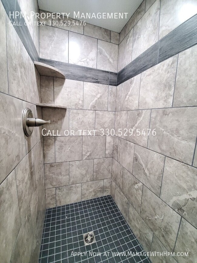 Building Photo - 2513 Zircon St NE