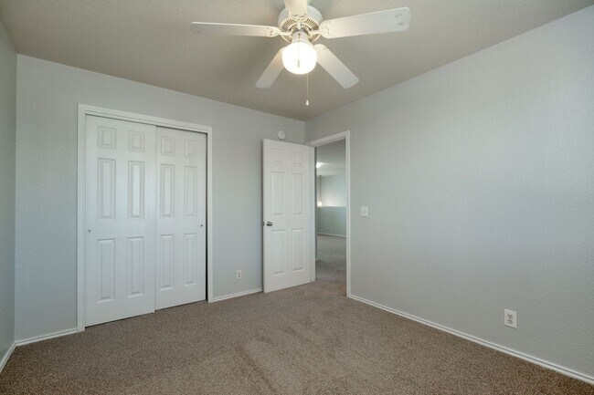 Building Photo - 14312 Cummins Way