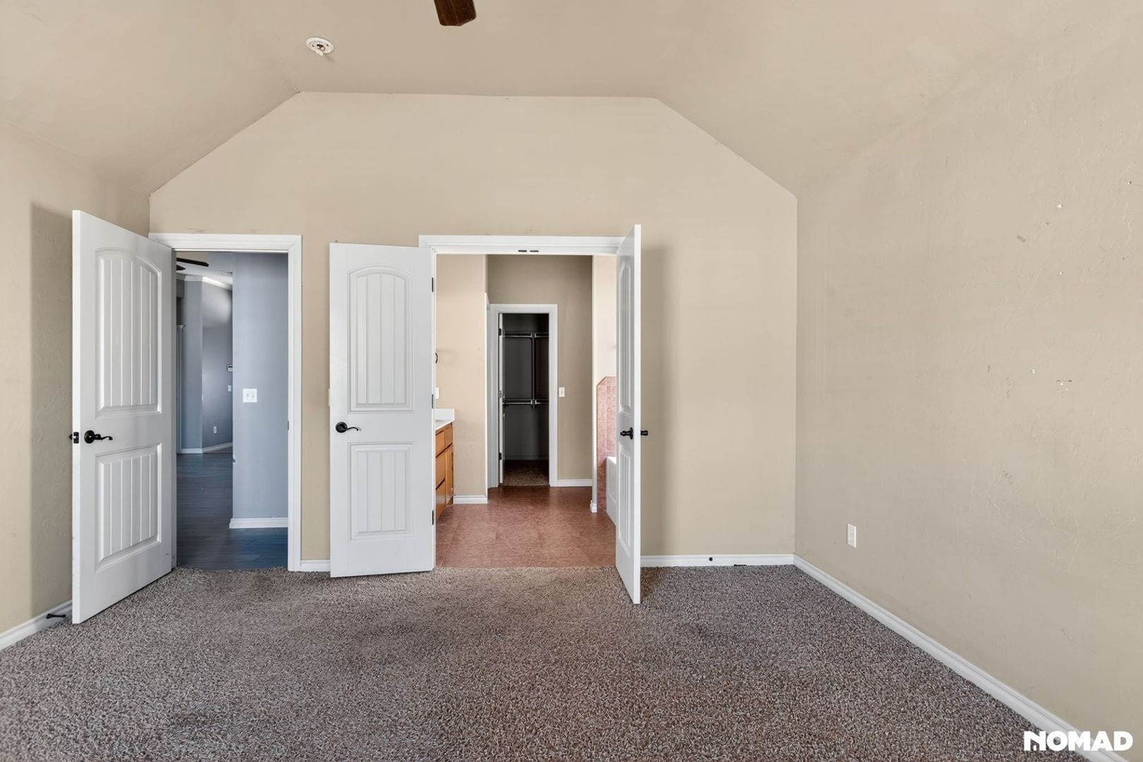 Building Photo - 941 NE 30th St