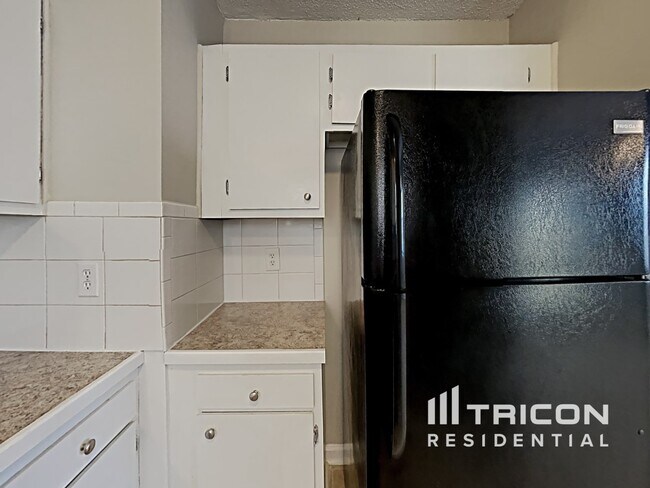 Building Photo - 14020 Eden Ct