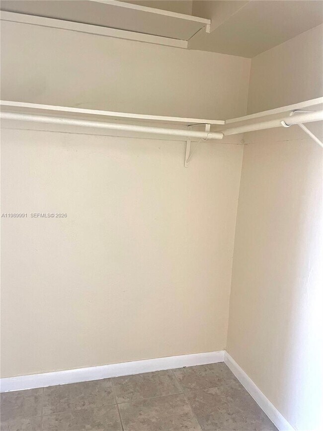 Building Photo - 9375 SW 40th Terrace