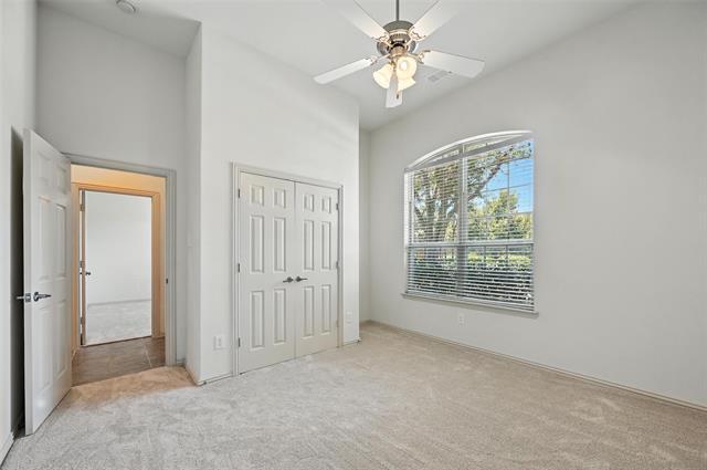 Building Photo - 520 Smoke Tree Dr