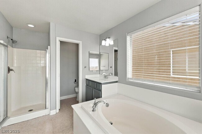 Building Photo - 5555 W Sun Temple Ave