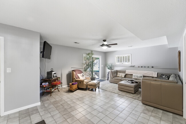 Building Photo - 6502 Allison Ave