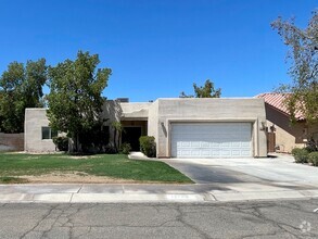 Building Photo - Mesa Del Sol Home