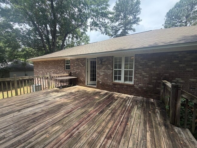Building Photo - 30 Spanish Moss Cir