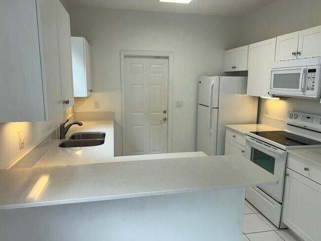 Building Photo - 278 Laurel Oaks Way
