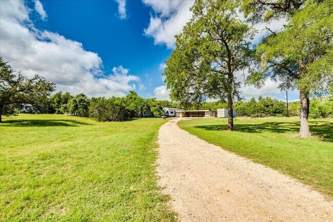 Building Photo - 201 York Creek Rd